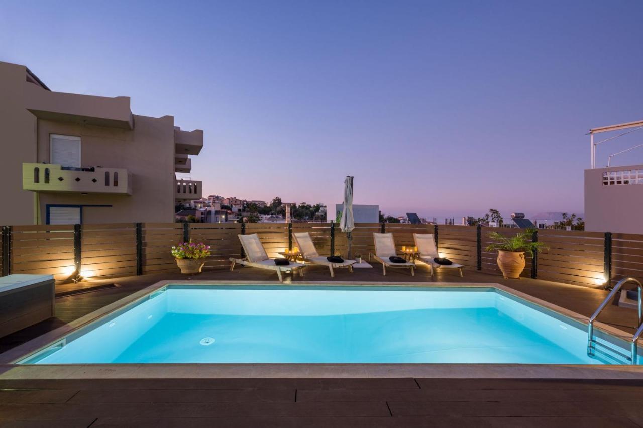 Villa Roxanne Galatás 外观 照片